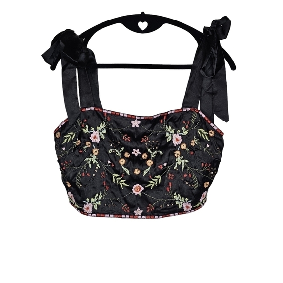 Free People Ensemble Petra Black Satin Pant Crop Top Set Embroidered Size 8 - Picture 8 of 13